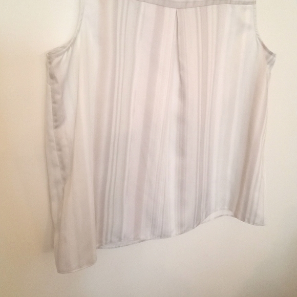 Ombre Striped V-Neckline  Tank Blouse - Picture 9 of 11